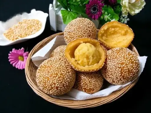 Bánh rán lúc lắc