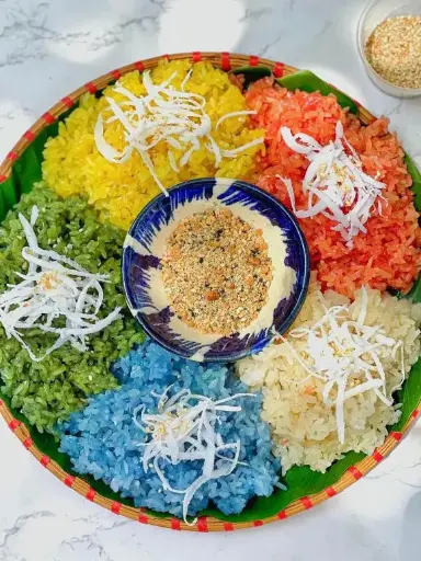 Xôi ngũ sắc